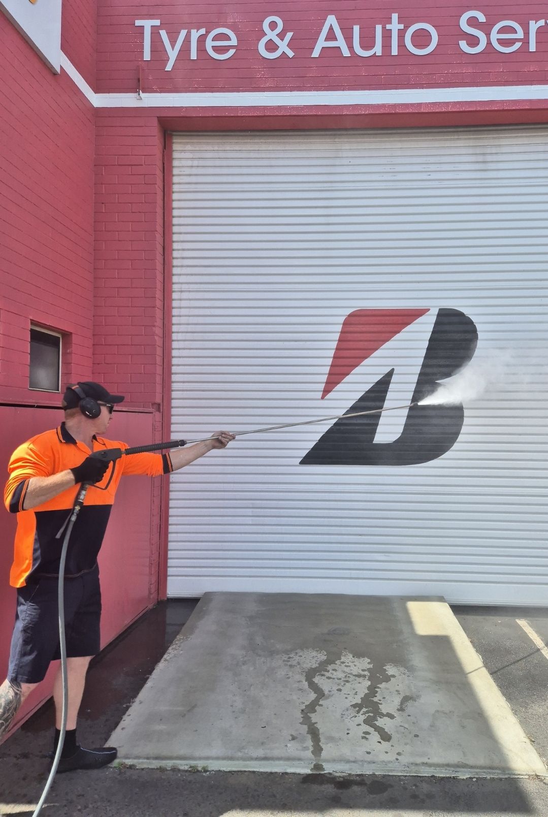 Commercial Exterior Cleaning